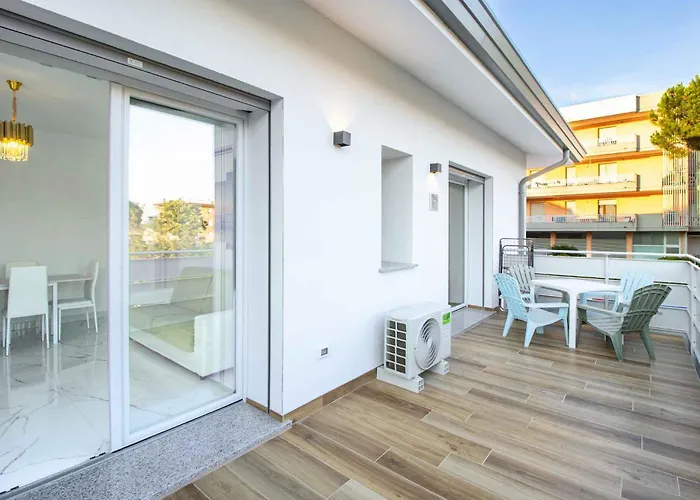 Apartment With Pool In 45641 *